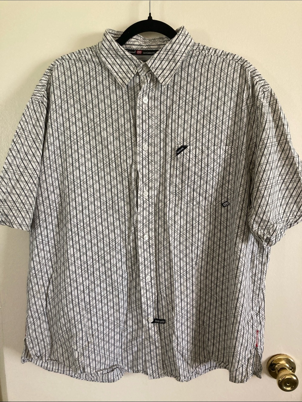 Ecko Unlimited White Short-Sleeve Button-Down with Black Grid Lines